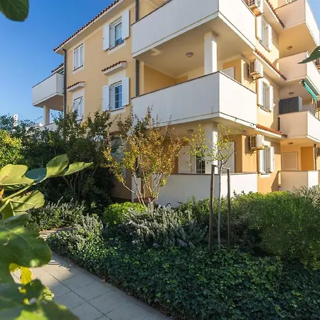 Apartment Fuer 2 Personen Ca 42 Qm In Punat, Kvarner Bucht Krk *